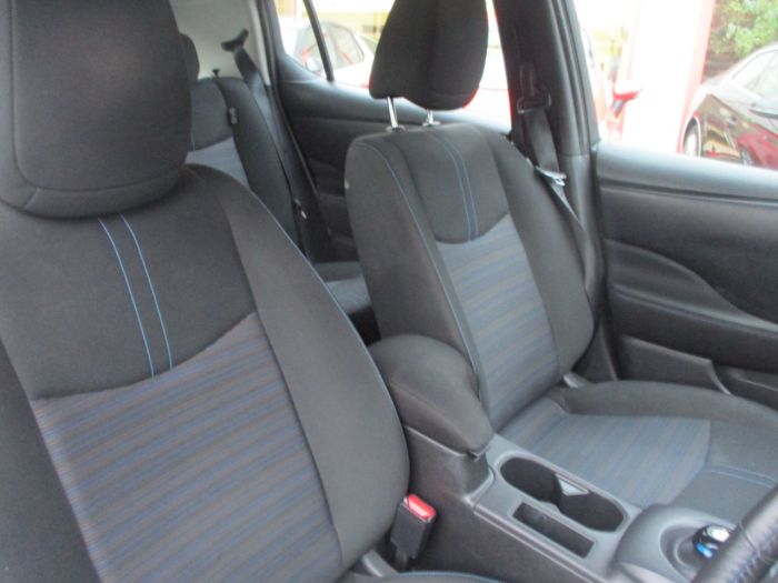 Nissan Leaf 110kW Acenta 39kWh 5dr Auto-Electric Hatchback Electric Grey
